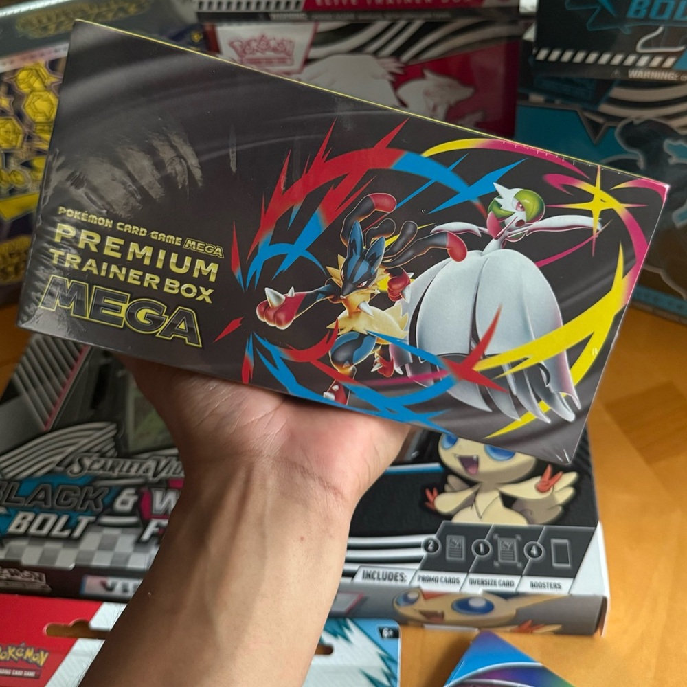 Pokémon Premium Trainer Box Mega